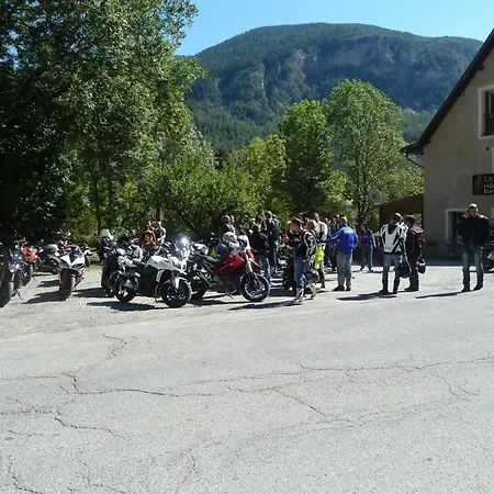 Hotel Restaurant Le Martagon 2*